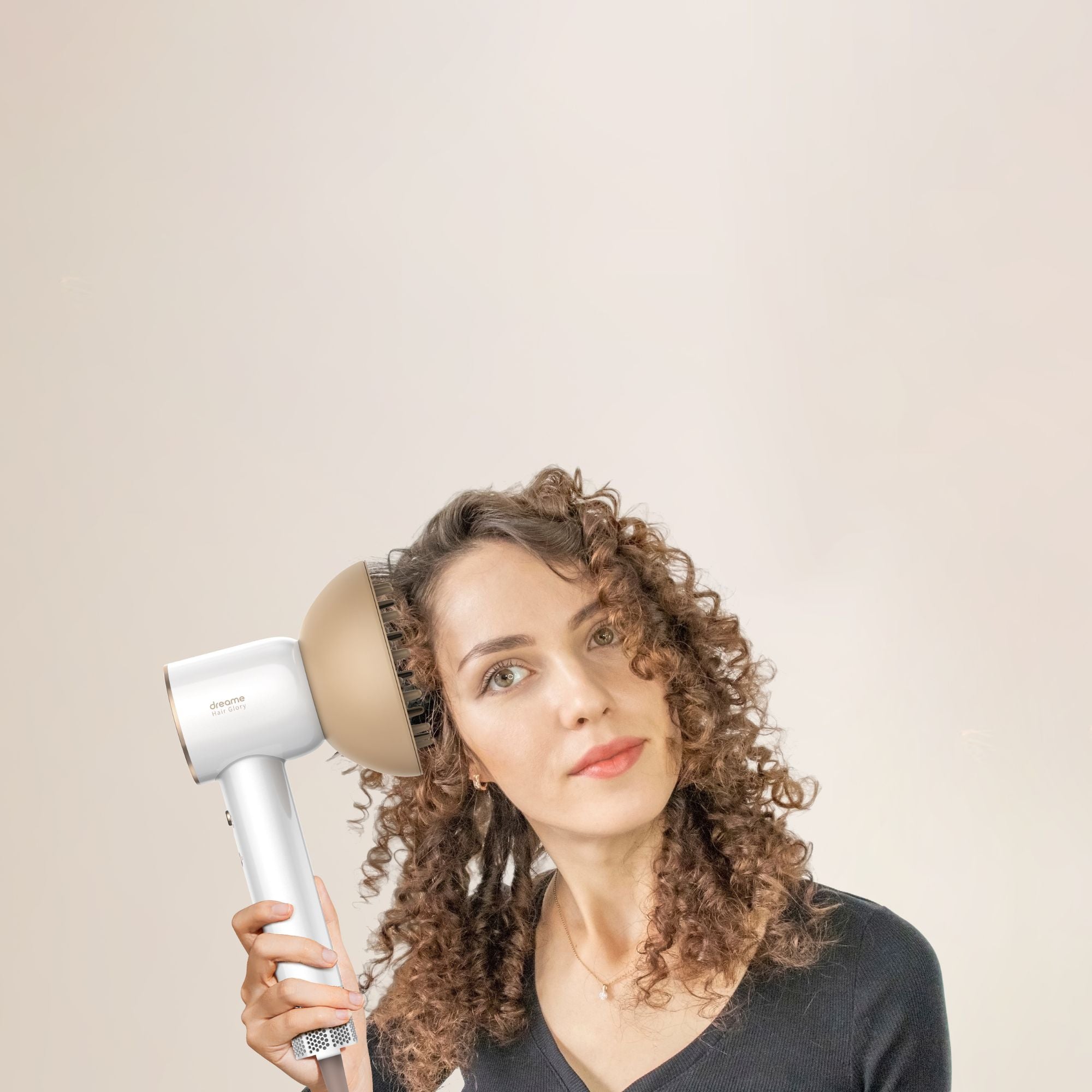 Dreame Glory hair dryer styling defined curls with large diffuser head